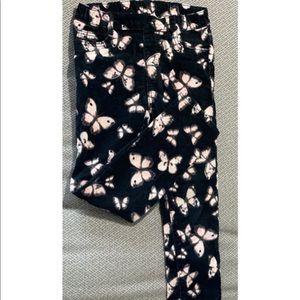 H & M bottom for a 4T girl